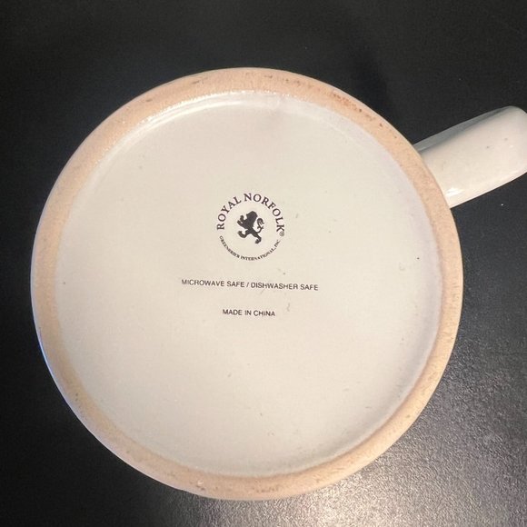 Royal Norfolk COFFEE IS A LIFESTYLE Ceramic Mug - Picture 5 of 6